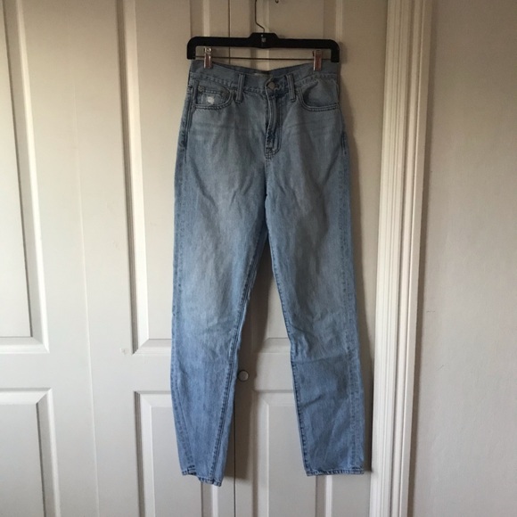 10-inch High-Rise Madewell Perfect Summer Jean - Picture 1 of 7